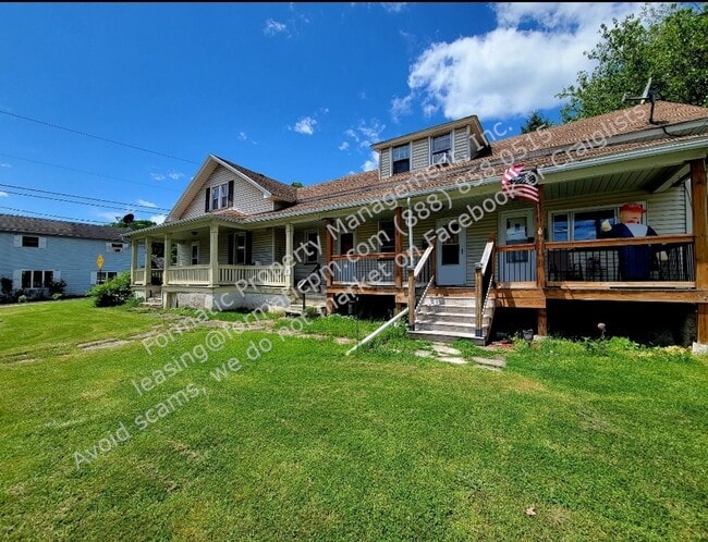 property at 1276 Main St