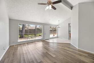 21006 Bridgeview Cir in Spring, TX - Building Photo - Building Photo