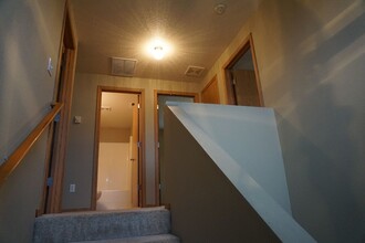6412 NE 78th Ave in Vancouver, WA - Building Photo - Building Photo
