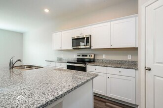 1645 Braeburn Ln in Haslet, TX - Building Photo - Building Photo