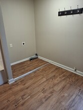 125 Kettle Moraine Dr S, Unit 125 Upper in Slinger, WI - Building Photo - Building Photo