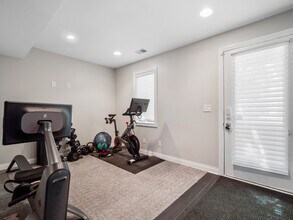 1471 Lindazzo Ave in Cleveland, OH - Building Photo - Building Photo