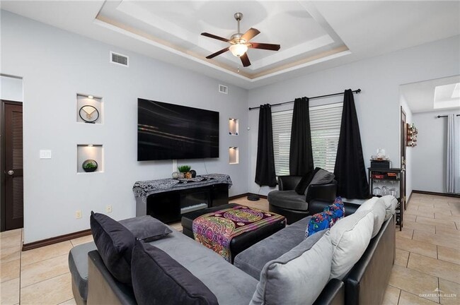 13 Yellow Stone St in Edinburg, TX - Building Photo - Building Photo