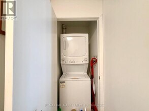 630 Greenwood Ave in Toronto, ON - Building Photo - Building Photo