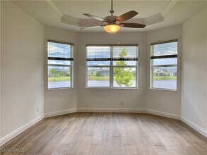 9046 Montserrat Dr in Naples, FL - Building Photo - Building Photo