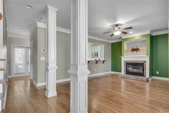 1387 Village Creek Cir in Atlanta, GA - Building Photo - Building Photo