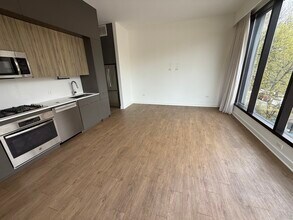 3462 N Lincoln Ave in Chicago, IL - Building Photo - Building Photo