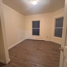 173 Chestnut St in Oneonta, NY - Building Photo - Building Photo