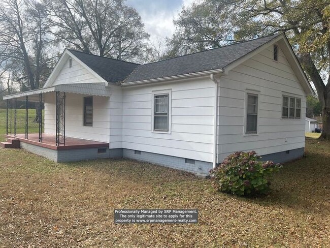 107 Holland Memorial Church Rd in Bessemer City, NC - Building Photo - Building Photo