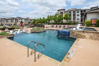 Villas on the Hill in Temple, TX - Foto de edificio - Building Photo