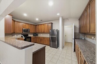 5917 Stone Mountain Rd in The Colony, TX - Building Photo - Building Photo