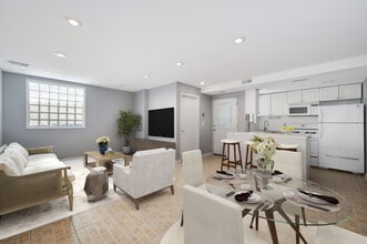 2833 N Francisco Ave in Chicago, IL - Building Photo - Building Photo