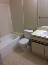 129 Camphor Cir in Oldsmar, FL - Building Photo - Building Photo