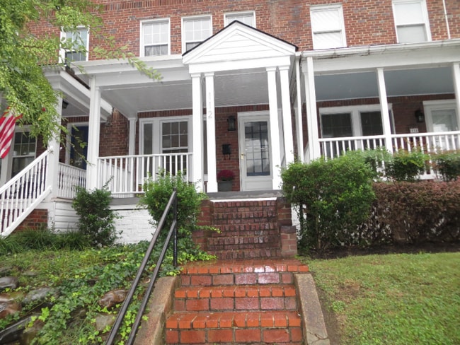 property at 112 N Peyton St