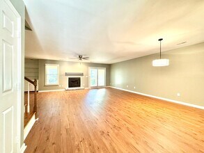 1119 Summer Pl in Greensboro, NC - Building Photo - Building Photo