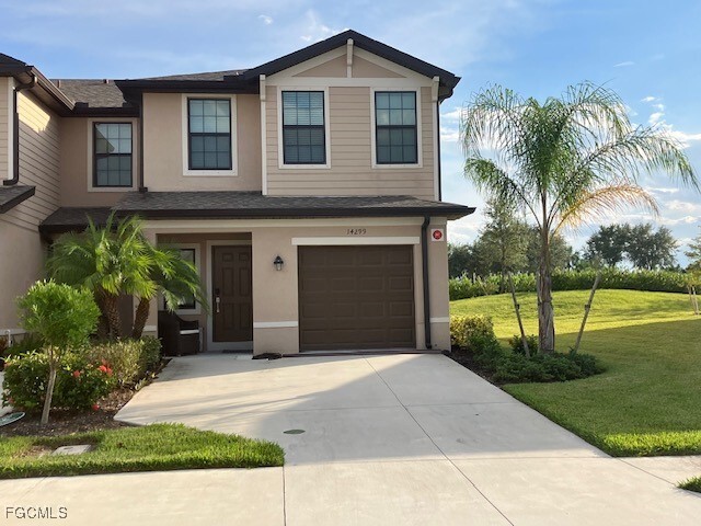 property at 14299 Oviedo Pl