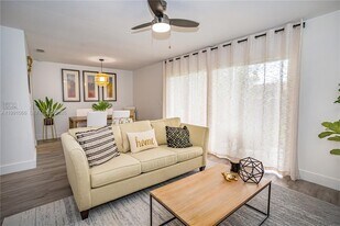 9341 Green Meadows Way in Palm Beach Gardens, FL - Building Photo