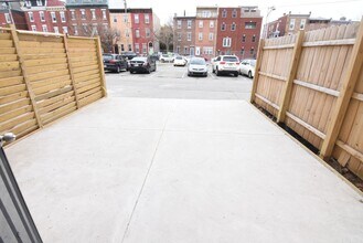 989 N Marshall St in Philadelphia, PA - Building Photo - Building Photo