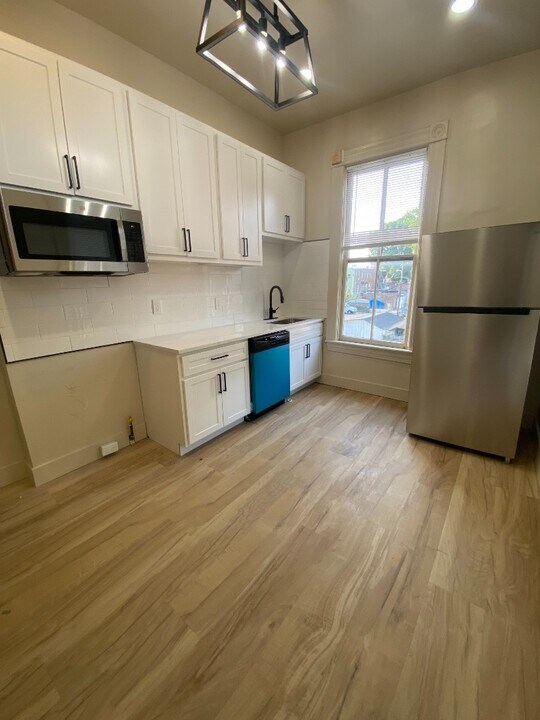 2209 Shenandoah Ave in St. Louis, MO - Building Photo