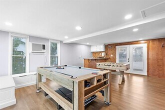 327 Nob Hill Ln in Kemp, TX - Building Photo - Building Photo