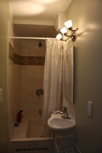 8 Adamson St in Boston, MA - Building Photo - Building Photo