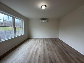 26 Burma Rd in Marlboro, NY - Building Photo - Building Photo
