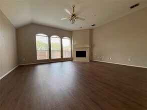 2075 Garden Crest Dr in Rockwall, TX - Building Photo - Building Photo