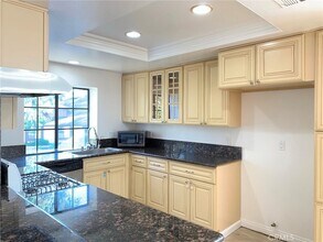 2303 Presado Dr, Unit B in Diamond Bar, CA - Building Photo - Building Photo