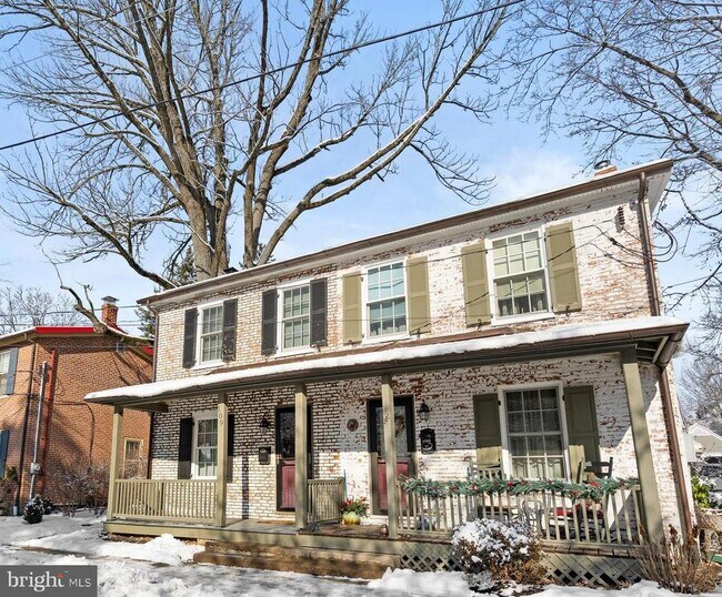 109 Mercer St in Newtown, PA - Building Photo - Building Photo