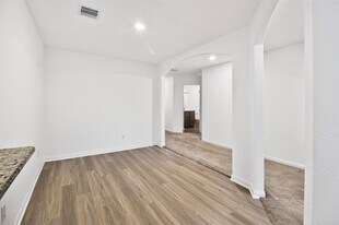 15426 Oak Bnd Spgs Dr in Humble, TX - Building Photo
