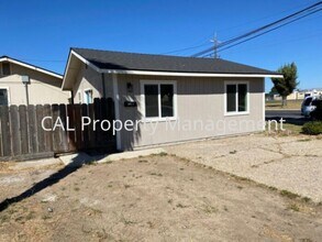 1050 Metz Rd in Soledad, CA - Building Photo - Building Photo