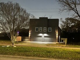 727 S Victory Dr in Houston, TX - Building Photo
