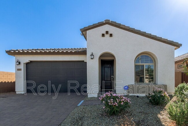 11207 W Luxton Ln in Tolleson, AZ - Building Photo - Building Photo