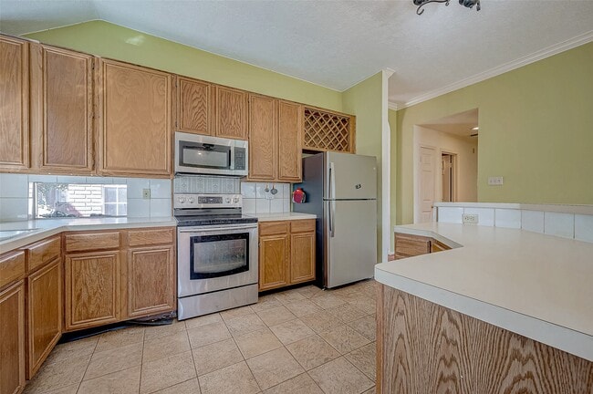 7030 River Garden Dr