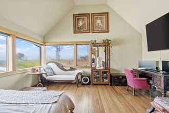 1025 NW Inlet Ave in Lincoln City, OR - Building Photo - Building Photo