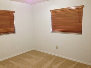 93 E High St in Oviedo, FL - Building Photo - Building Photo