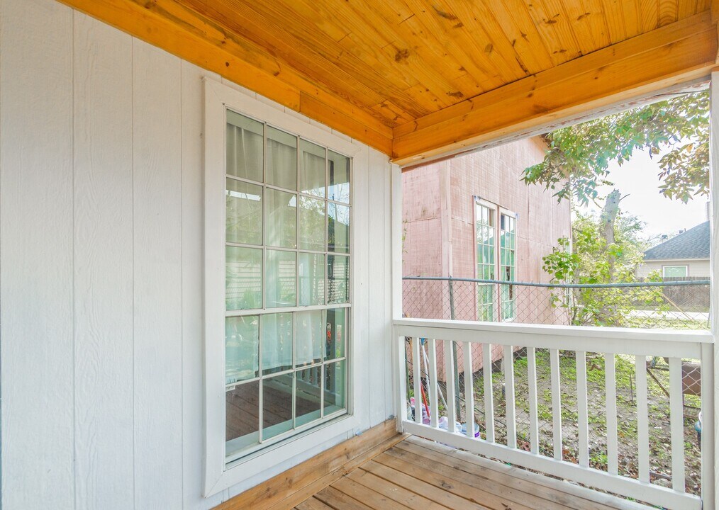 3002 Kirk St in Houston, TX - Building Photo