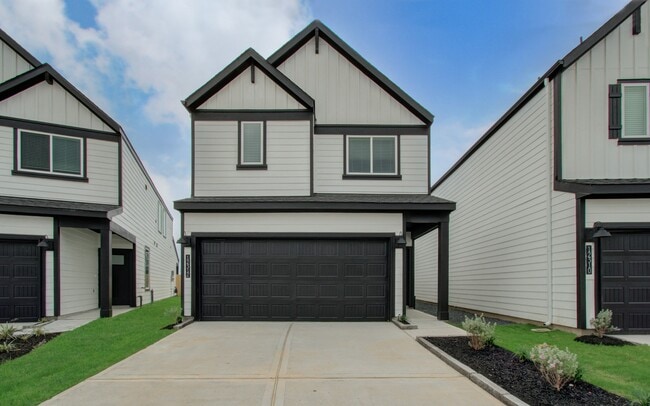 12312 Frisco Cv Ct in Houston, TX - Foto de edificio - Building Photo