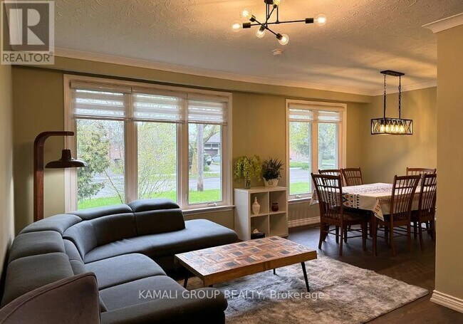 267 Homewood Ave in Toronto, ON - Building Photo - Building Photo