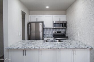 4635 N 27th Ave in Phoenix, AZ - Building Photo - Building Photo