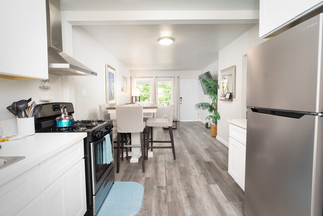 3124 Cañon St in San Diego, CA - Building Photo - Building Photo