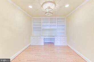 1450 Emerson Ave-Unit -313 in McLean, VA - Building Photo - Building Photo