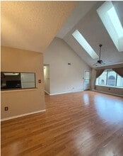 5115C Aberdeen Dr in Mount Laurel, NJ - Building Photo - Building Photo