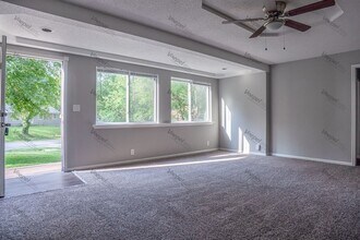 11224 E Sheley Rd in Independence, MO - Building Photo - Building Photo