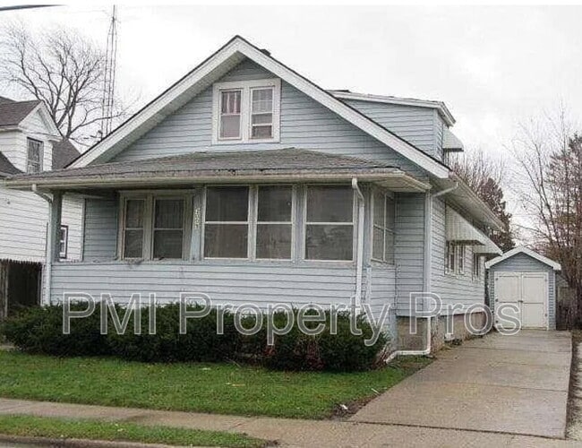 property at 2009 45th St