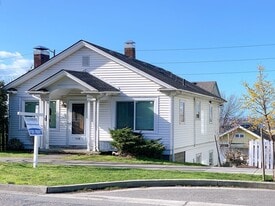 1115 N Garden St in Bellingham, WA - Building Photo