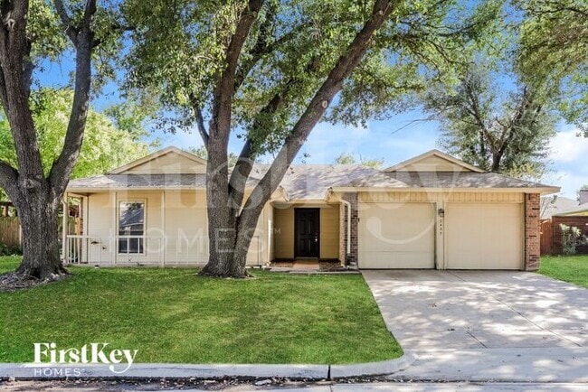 2437 Slaton Dr