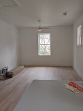 227 N Rocksprings St, Unit Unit A in Athens, GA - Building Photo - Building Photo