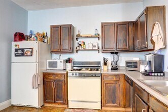 2238 Victor St in Cincinnati, OH - Building Photo - Building Photo