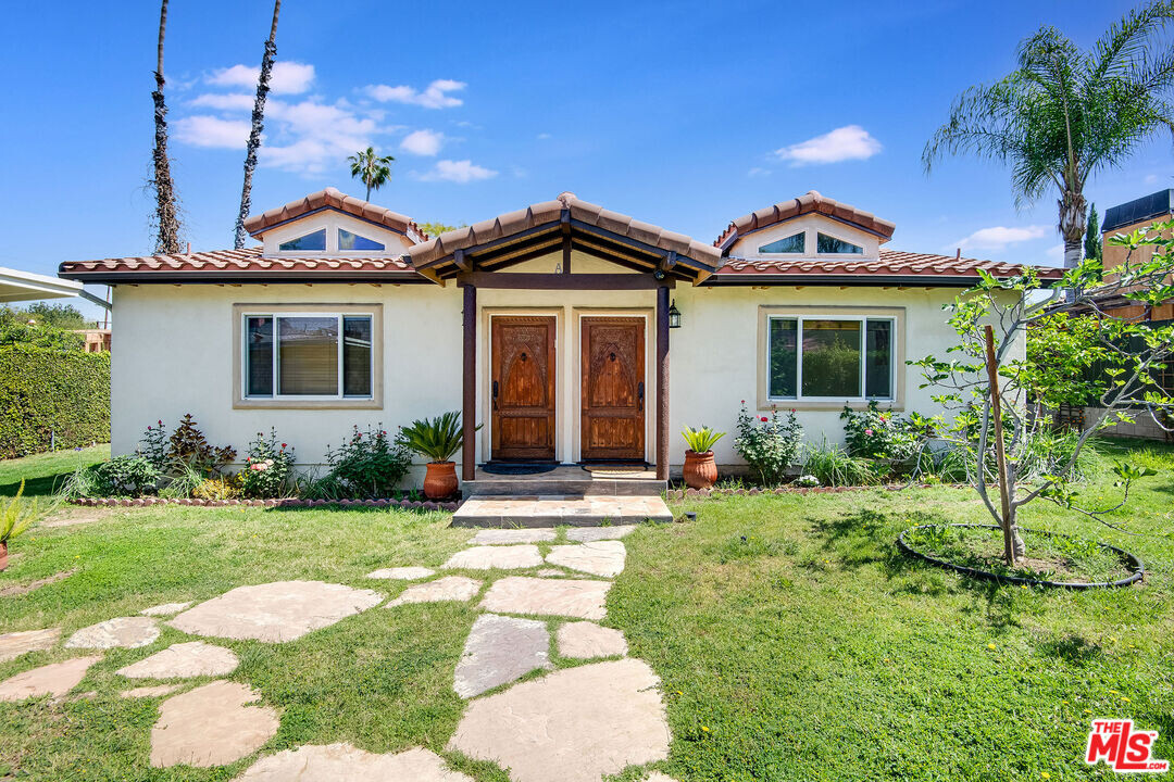 5724 Oakdale Ave in Los Angeles, CA - Foto de edificio